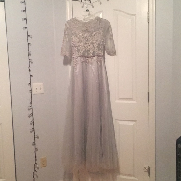 Prom Dress, willing to lower price slightly - Picture 2 of 3